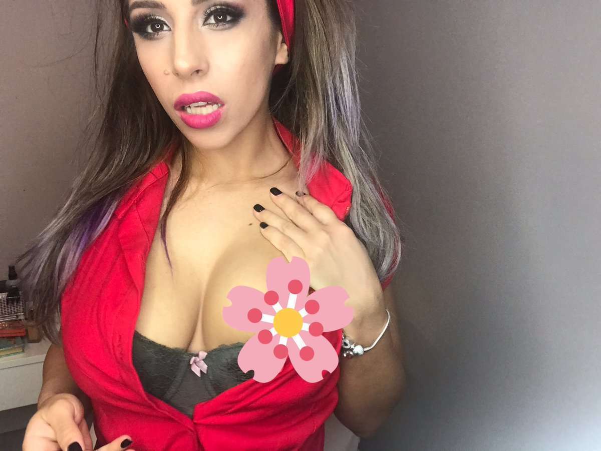 1HotClarisse - Glamourous and Sexy Cam Model of Jasmin