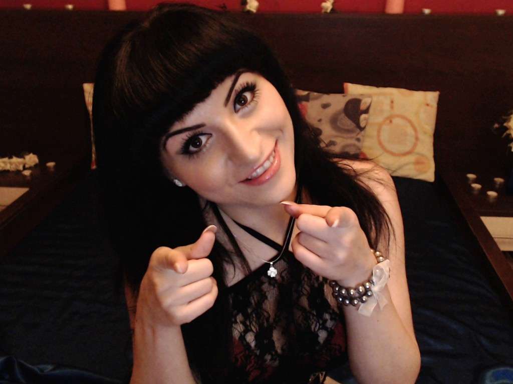 23sweetElena - Glamourous and Sexy Cam Model of Jasmin