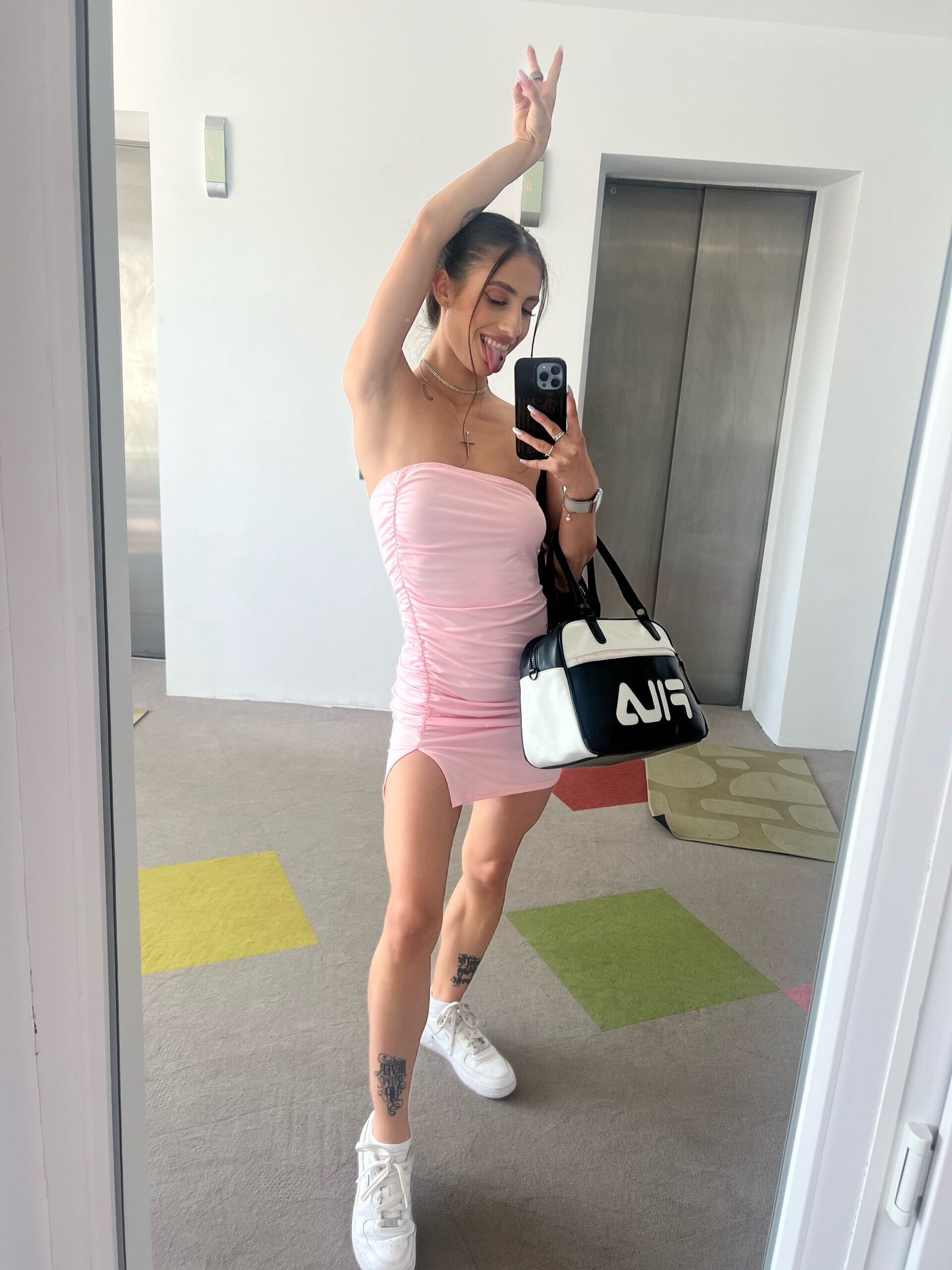 AishaDupont - Glamourous and Sexy Cam Model of Jasmin