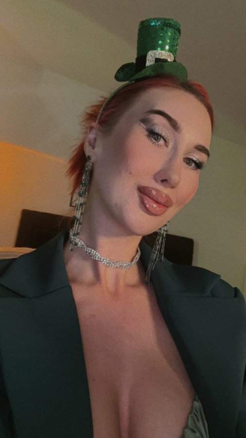 AlexaFetish - Glamourous and Sexy Cam Model of Jasmin