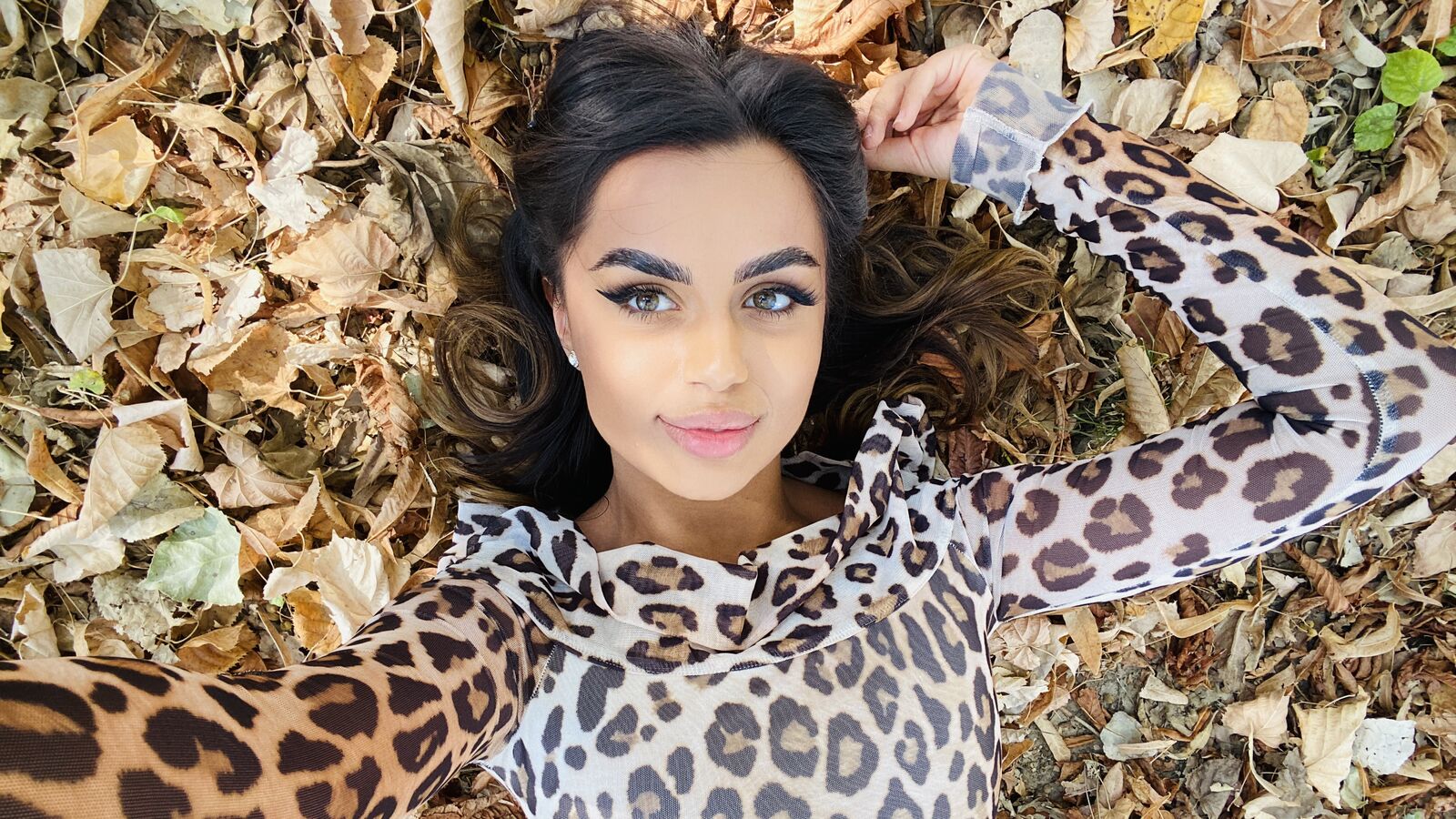 AliceKoltes - Glamourous and Sexy Cam Model of Jasmin