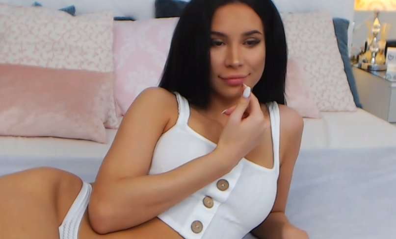 AmberKush - Glamourous and Sexy Cam Model of Jasmin