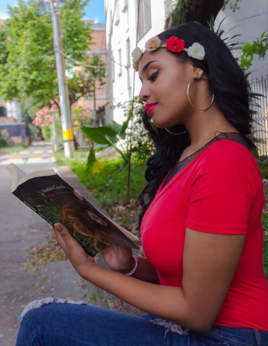 AmmyReyy - Glamourous and Sexy Cam Model of Jasmin