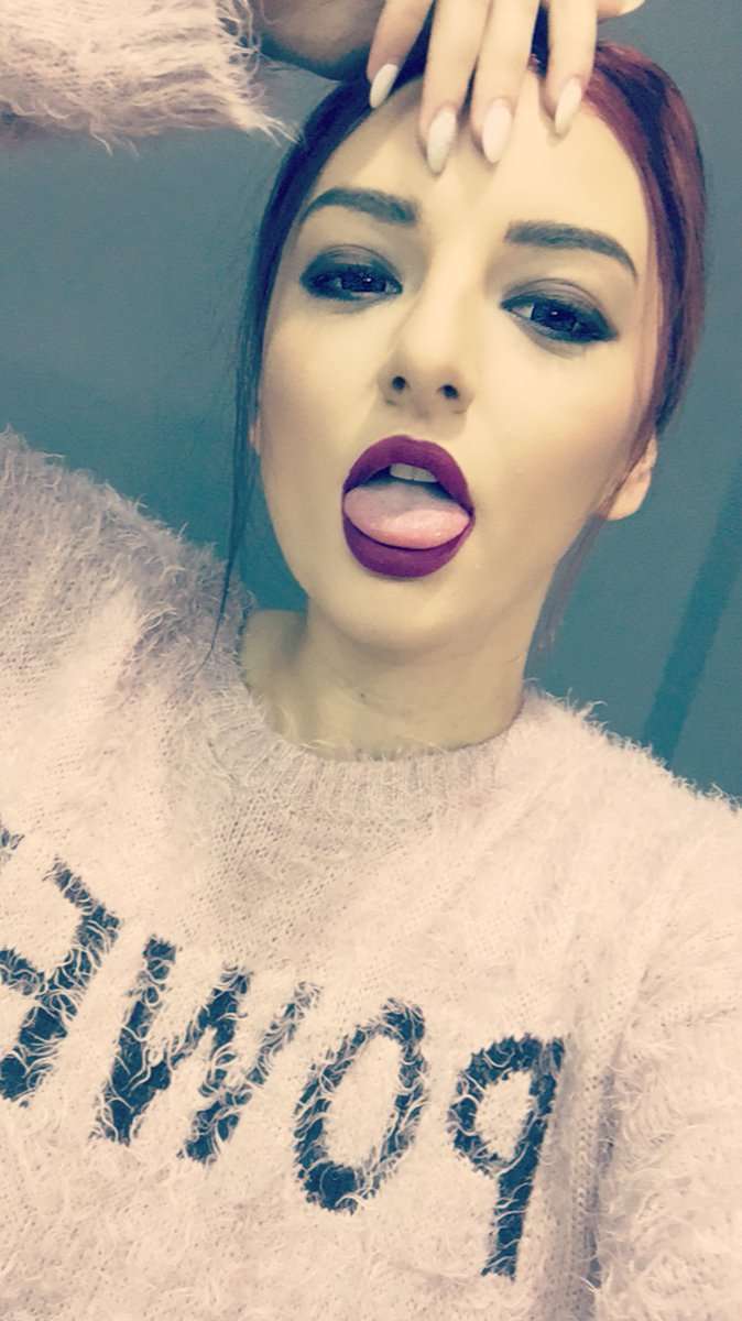 AmyyRayne - Glamourous and Sexy Cam Model of Jasmin