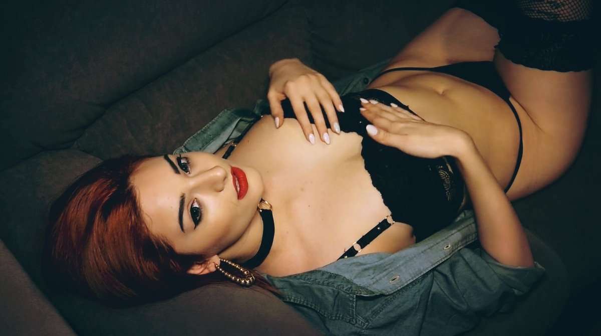 AmyyRayne - Glamourous and Sexy Cam Model of Jasmin