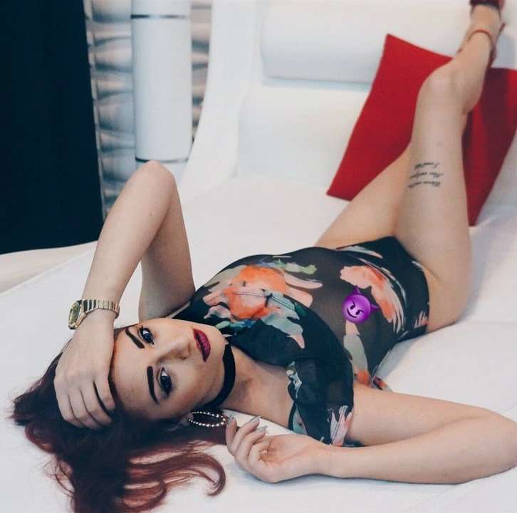 AmyyRayne - Glamourous and Sexy Cam Model of Jasmin