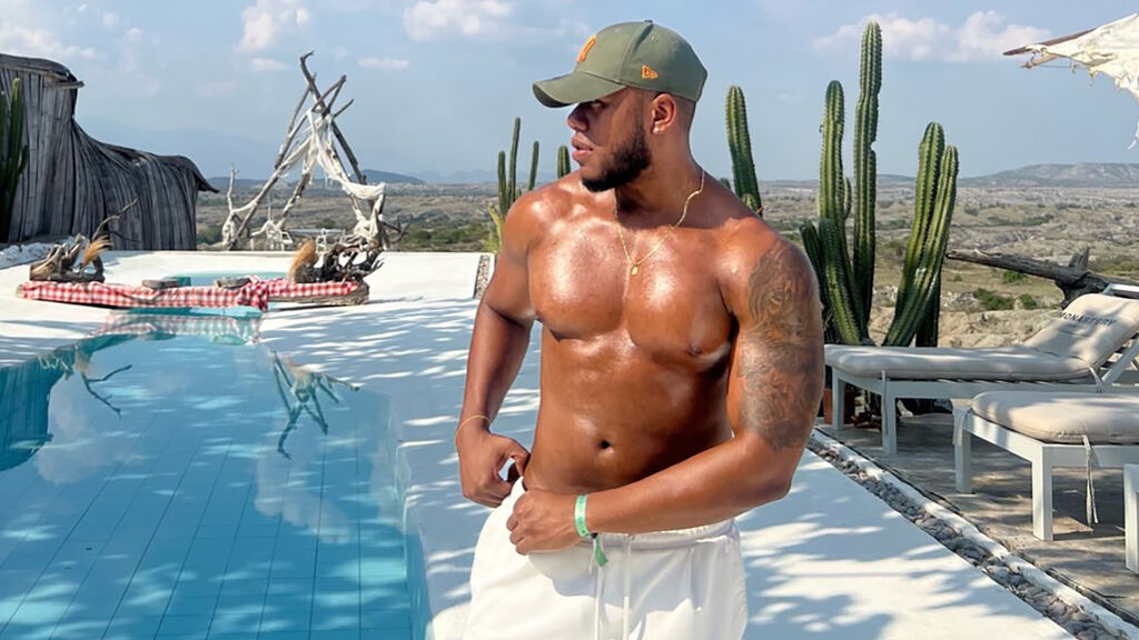 BenjaminCol - Free Cam Model of LiveJasmin