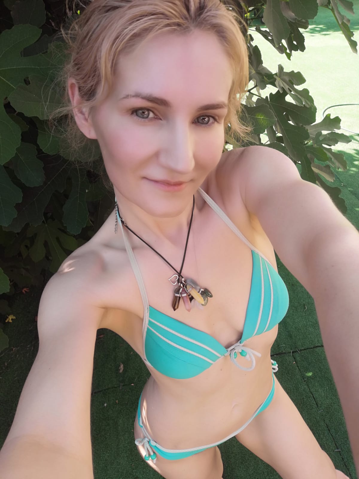 ChristineEve - Glamourous and Sexy Cam Model of Jasmin