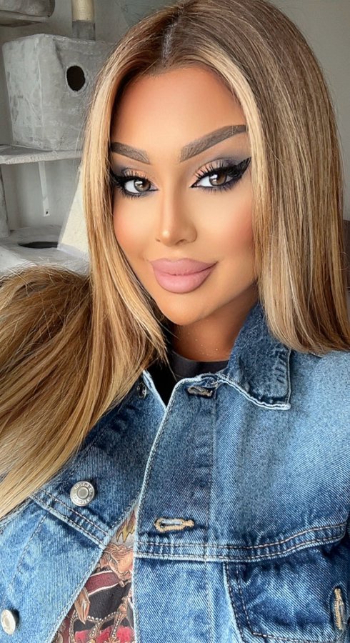 DahliaRains - Glamourous and Sexy Cam Model of Jasmin