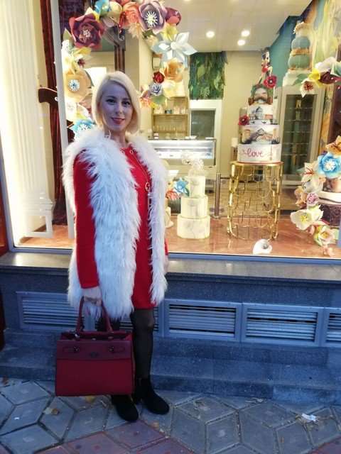 DelyaLight - Glamourous and Sexy Cam Model of Jasmin