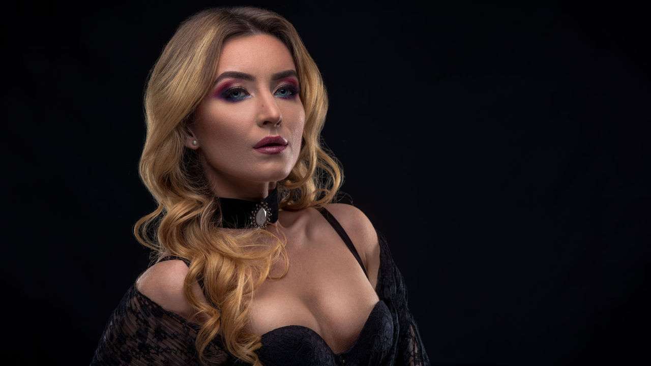 IvyRachel - Glamourous and Sexy Cam Model of Jasmin