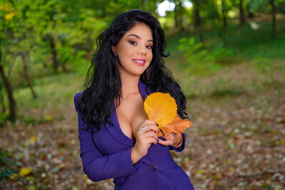 Kate - Glamourous and Sexy Cam Model of Jasmin