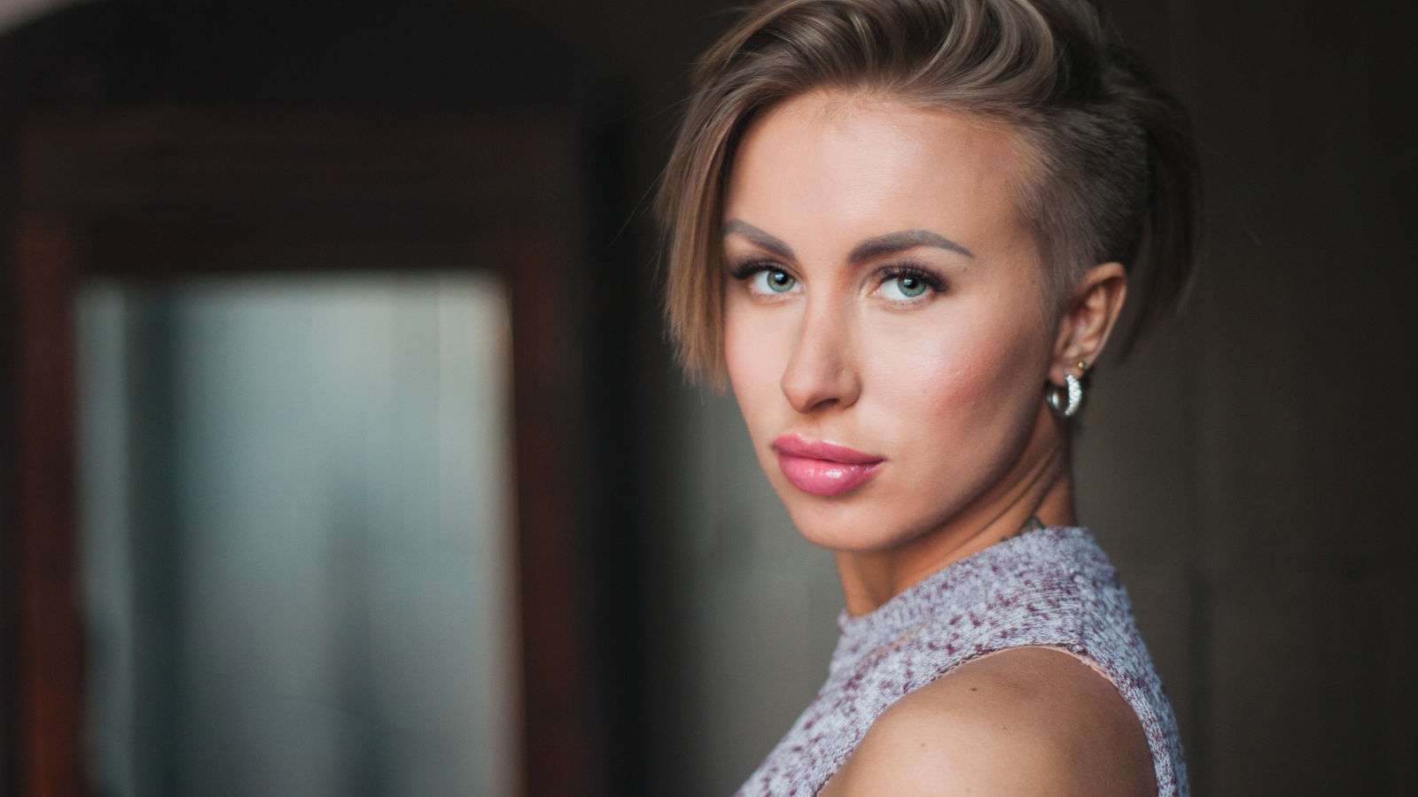 Lianarda - Glamourous and Sexy Cam Model of Jasmin