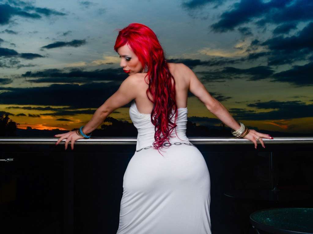 NatashaQueenn - Glamourous and Sexy Cam Model of Jasmin