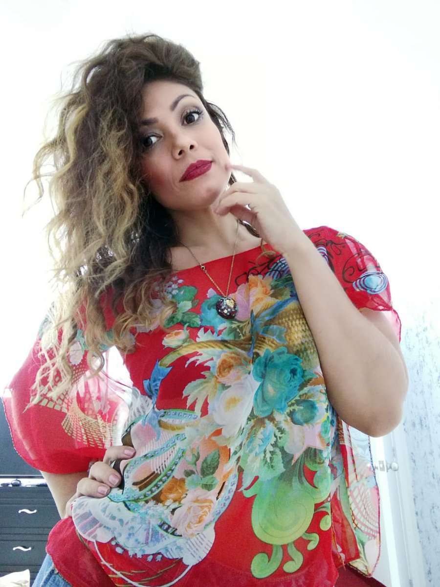 RachelLorent - Glamourous and Sexy Cam Model of Jasmin