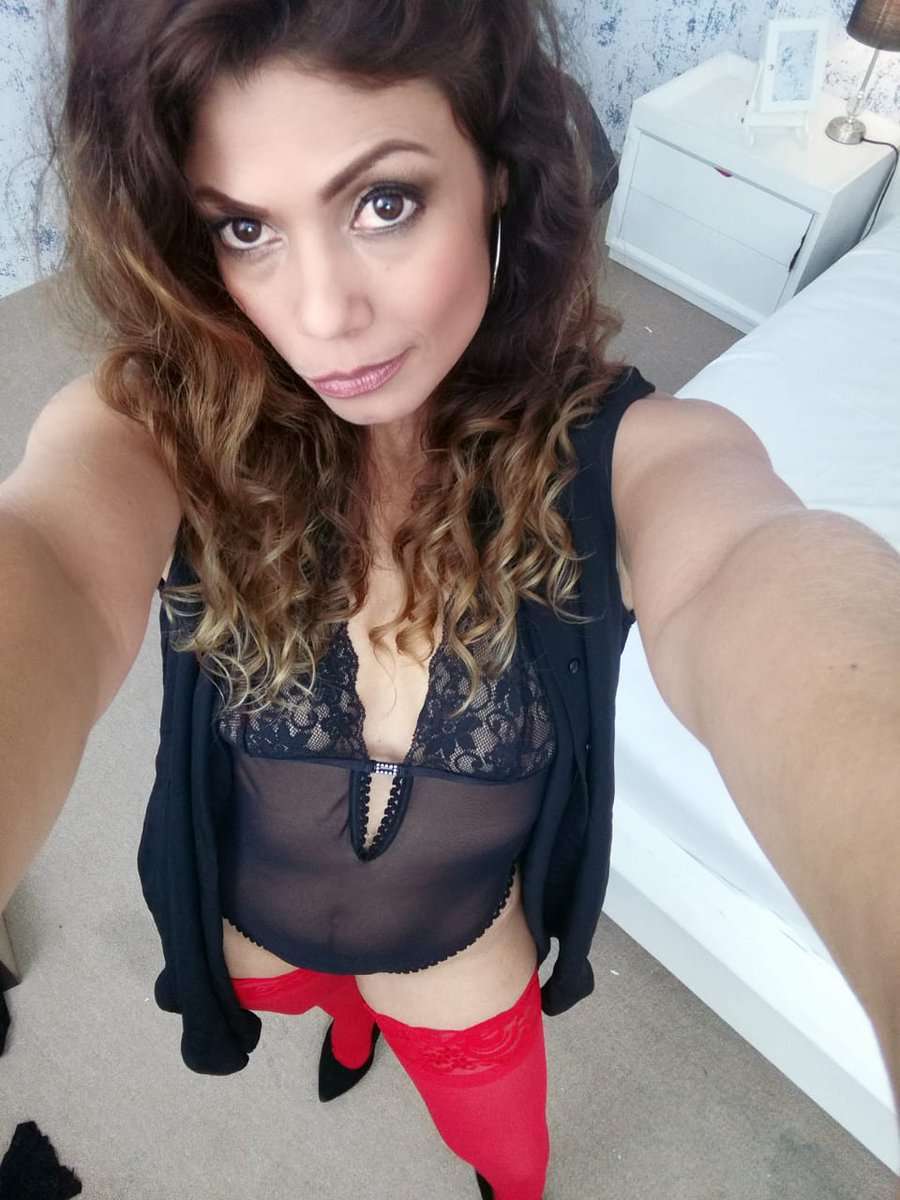 RachelLorent - Glamourous and Sexy Cam Model of Jasmin