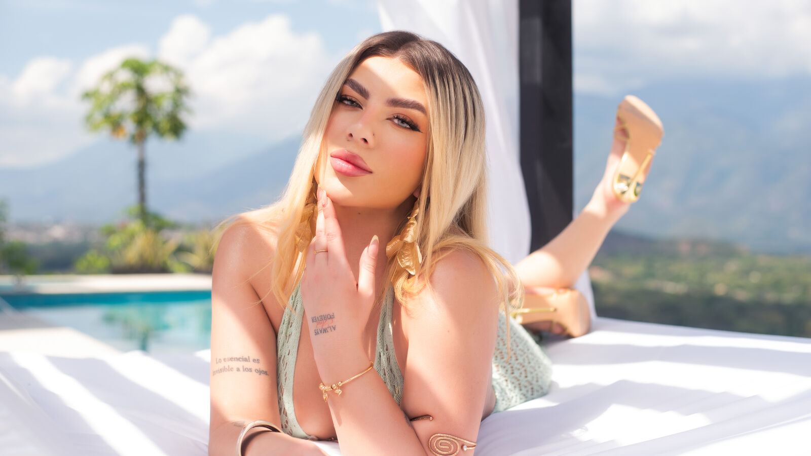 SamaraDavis - Glamourous and Sexy Cam Model of Jasmin