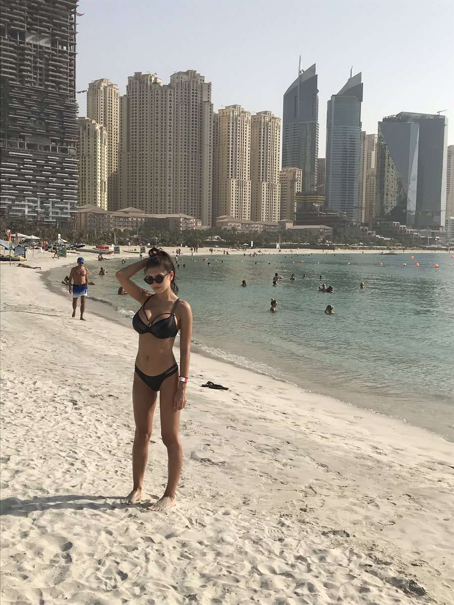 SasshaRed - Glamourous and Sexy Cam Model of Jasmin