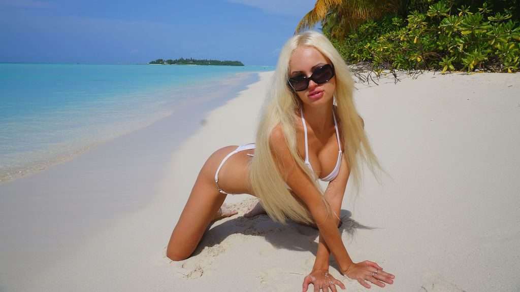 SexySweetNastya - Glamourous and Sexy Cam Model of Jasmin