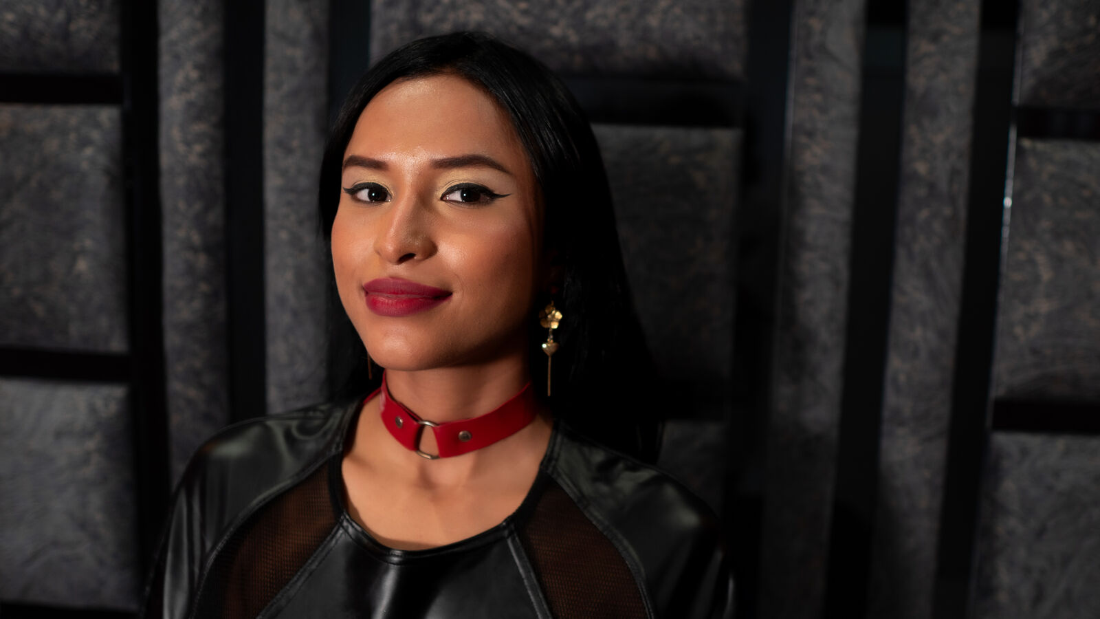 SharonFlorezz - Glamourous and Sexy Cam Model of Jasmin