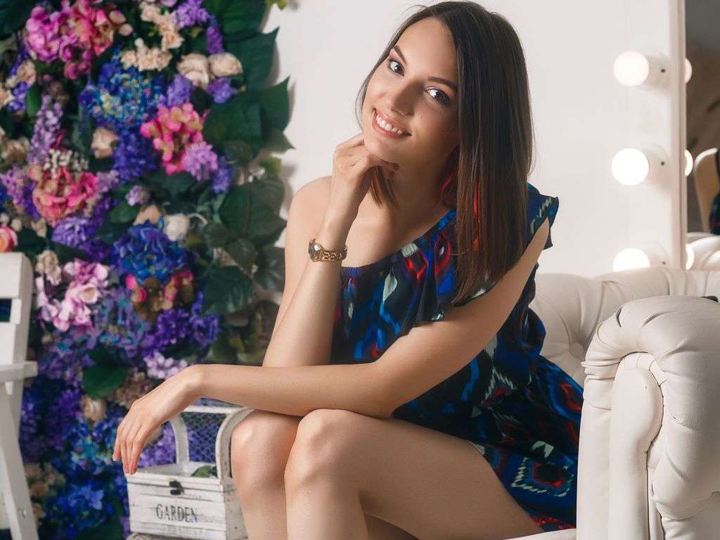 SpringFever - Glamourous and Sexy Cam Model of Jasmin