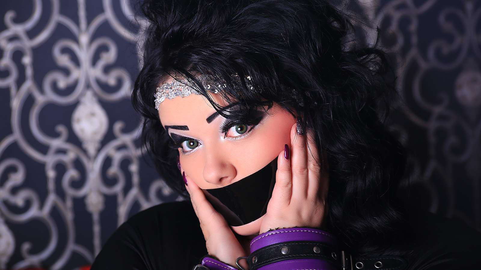 SubAngelDevoted - Glamourous and Sexy Cam Model of Jasmin