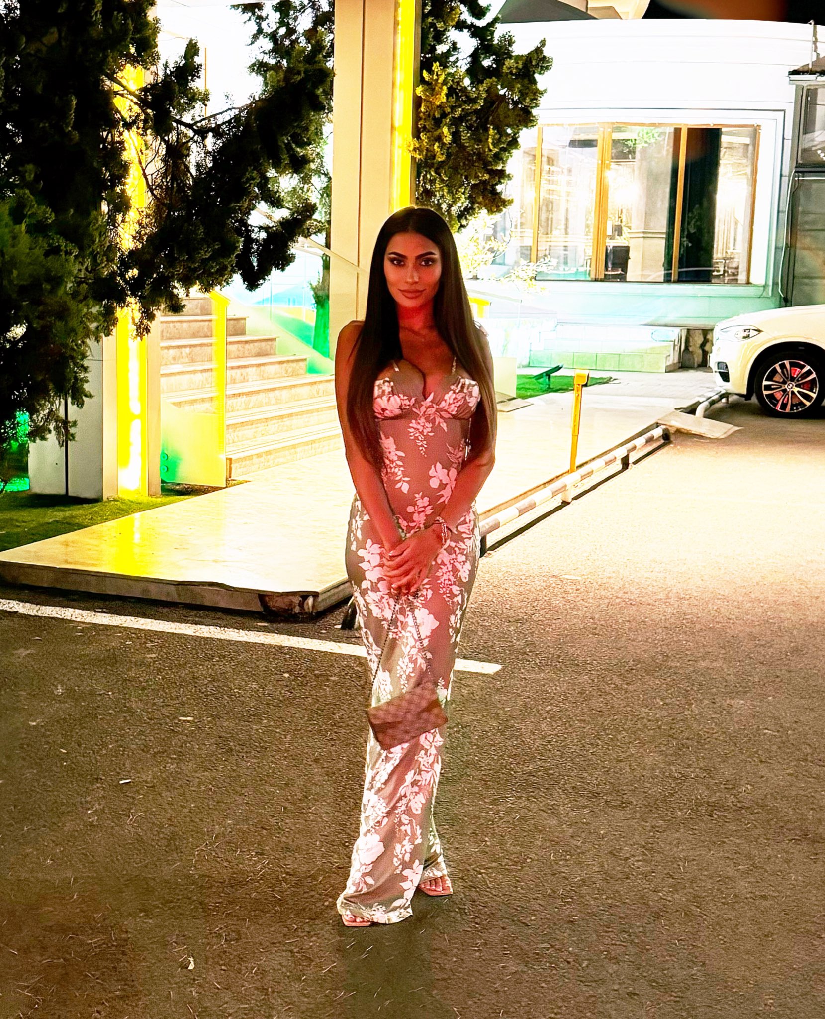 Vanesa - Glamourous and Sexy Cam Model of Jasmin