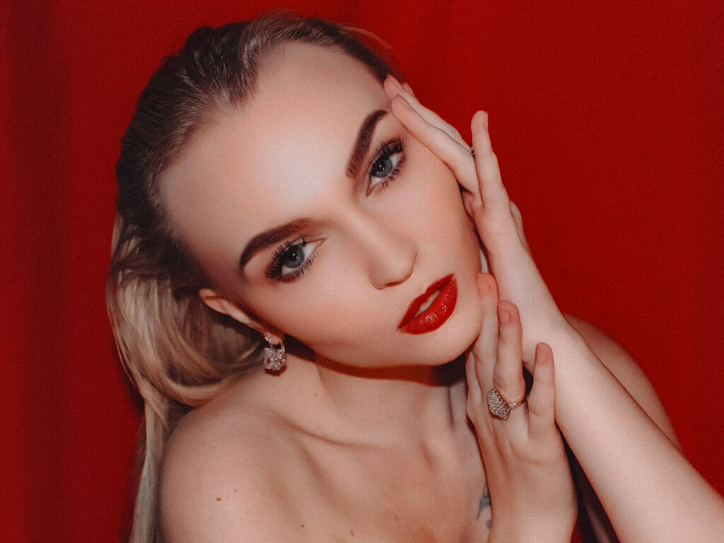 VellaRobinson - Glamourous and Sexy Cam Model of Jasmin