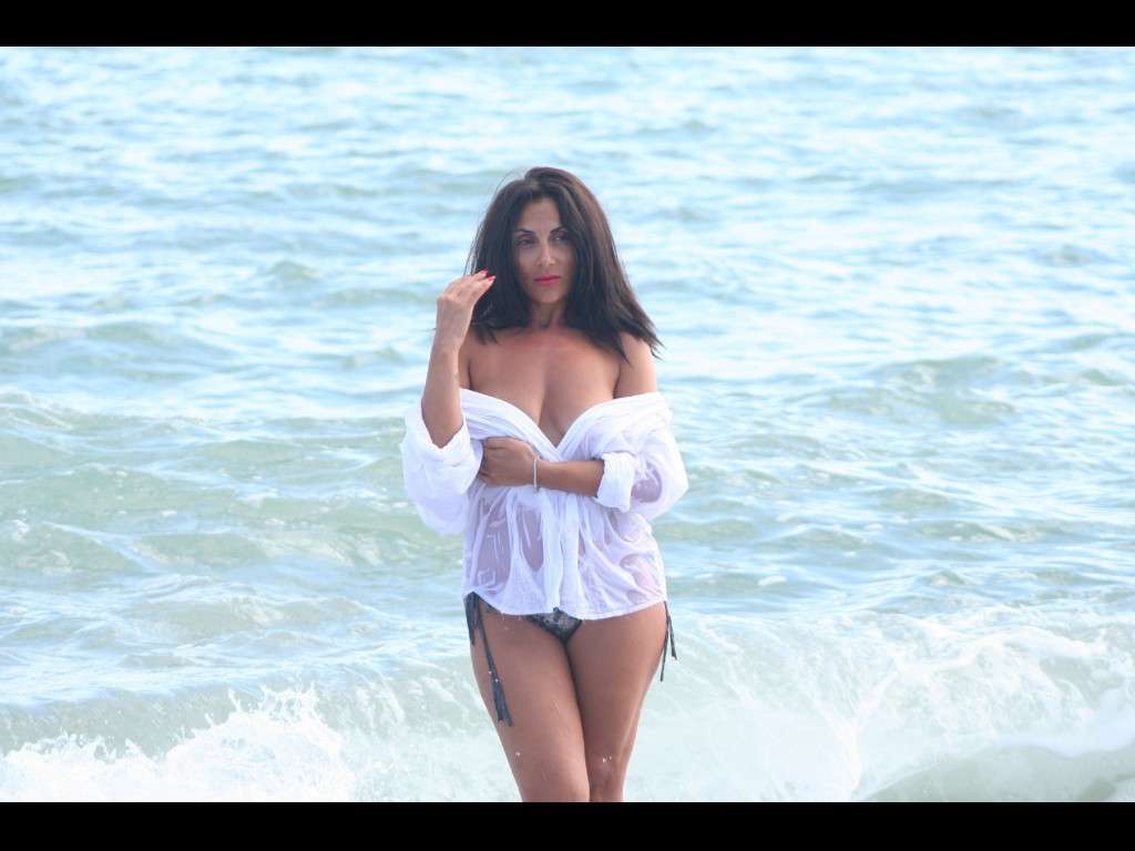 lovelycelia1 - Glamourous and Sexy Cam Model of Jasmin