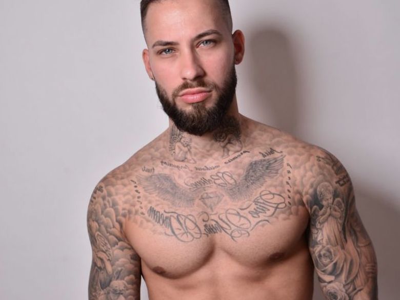 rob4babe - Free Cam Model of LiveJasmin