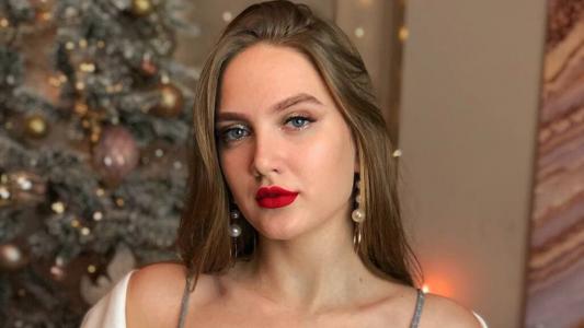 Watch hot flirt model EmillySilver from LiveJasmin at GirlsOfJasmin