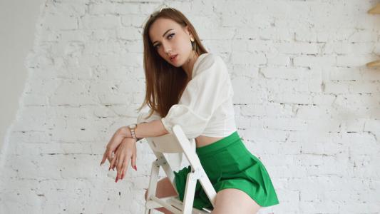 Watch hot flirt model EvelinaBennett from LiveJasmin at GirlsOfJasmin