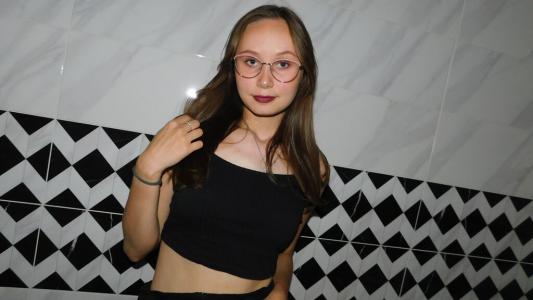 Watch hot flirt model JennyLevi from LiveJasmin at GirlsOfJasmin