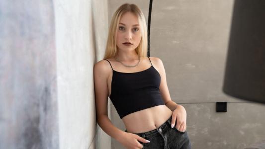 Watch hot flirt model NicolRusso from LiveJasmin at GirlsOfJasmin