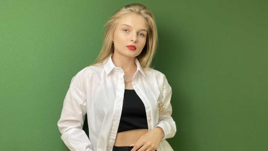 Watch hot flirt model ReginaCosta from LiveJasmin at GirlsOfJasmin