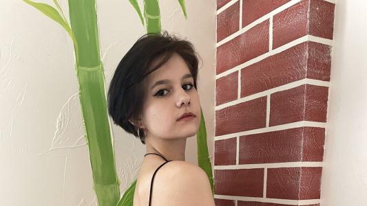 Watch hot flirt model SeverinaBonfanti from LiveJasmin at GirlsOfJasmin