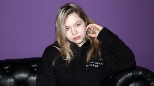 Watch hot flirt model SimonaHugs from LiveJasmin at GirlsOfJasmin