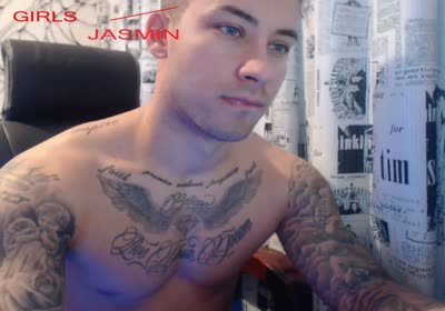 Open video #594 of cam model rob4babe at Jasmin